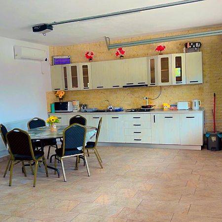 Casa Erk Bed & Breakfast คาลิมาเนช ภายนอก รูปภาพ