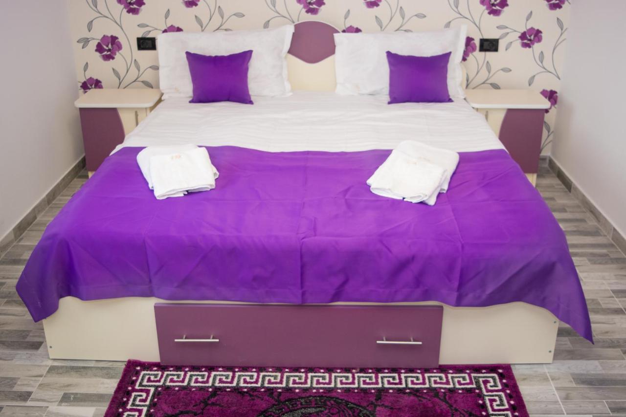 Casa Erk Bed & Breakfast คาลิมาเนช ภายนอก รูปภาพ