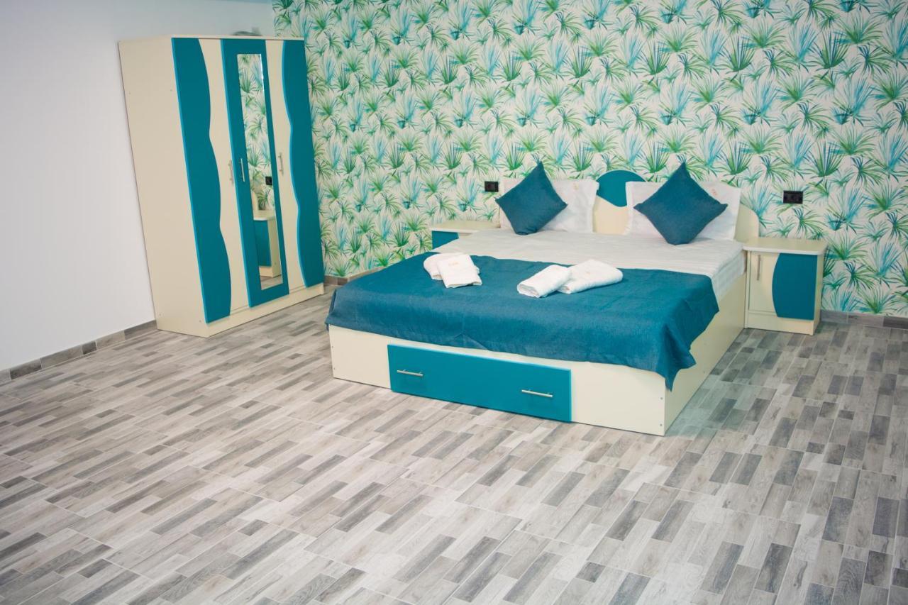 Casa Erk Bed & Breakfast คาลิมาเนช ภายนอก รูปภาพ