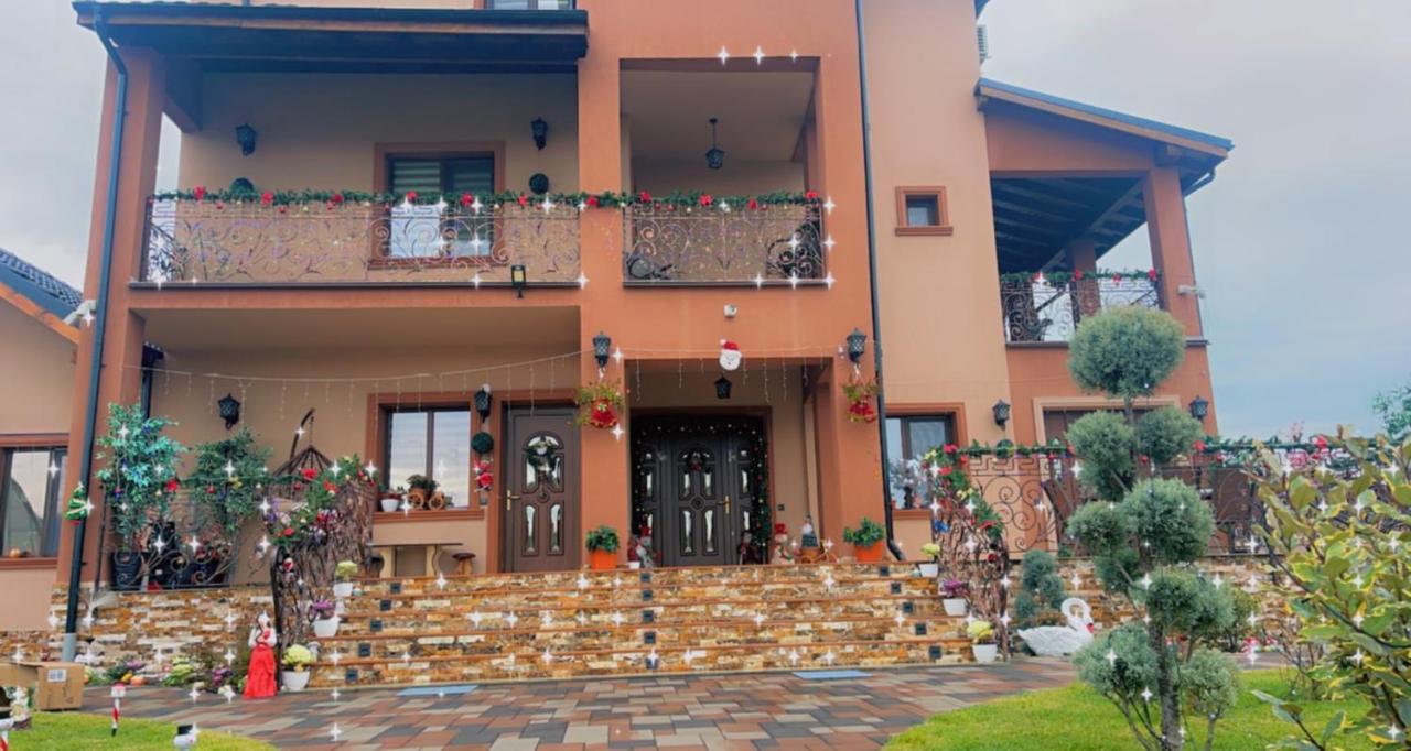 Casa Erk Bed & Breakfast คาลิมาเนช ภายนอก รูปภาพ