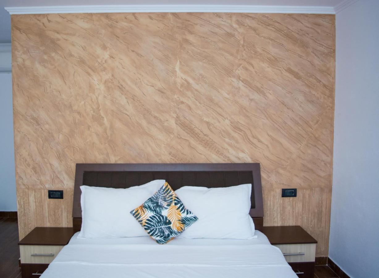 Casa Erk Bed & Breakfast คาลิมาเนช ภายนอก รูปภาพ