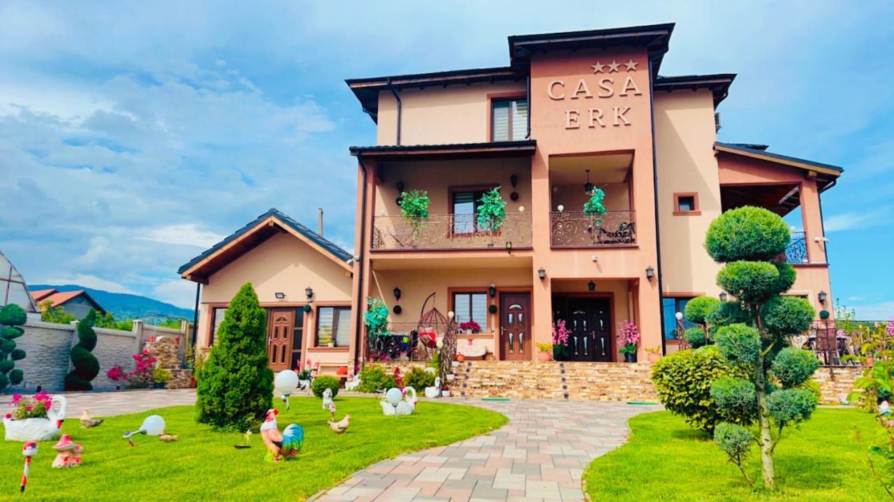 Casa Erk Bed & Breakfast คาลิมาเนช ภายนอก รูปภาพ